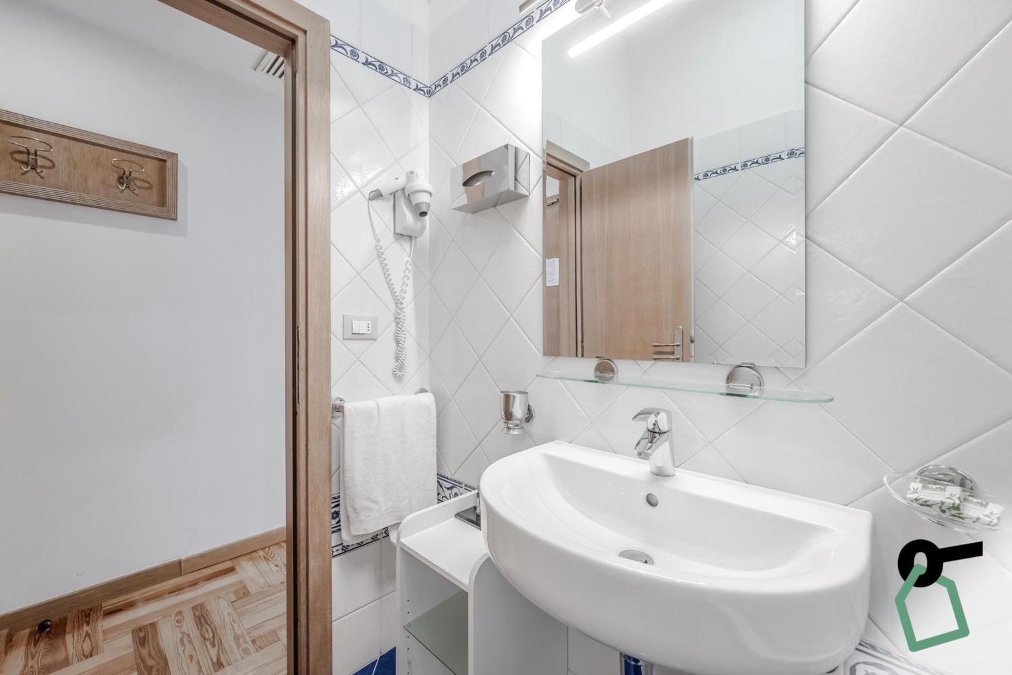 Hotiday Room Collection - Mediterranee Alassio Esterno foto