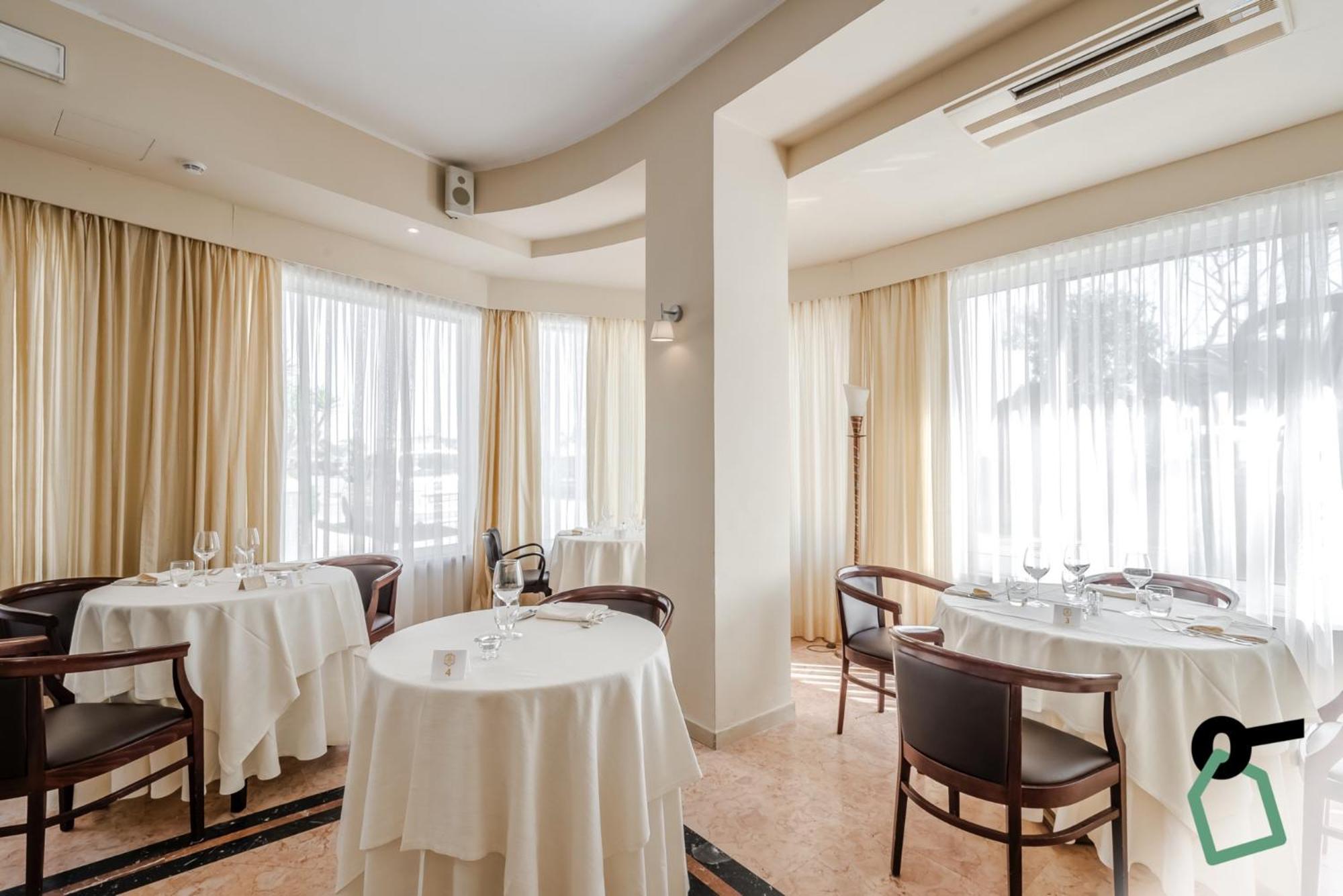 Hotiday Room Collection - Mediterranee Alassio Esterno foto
