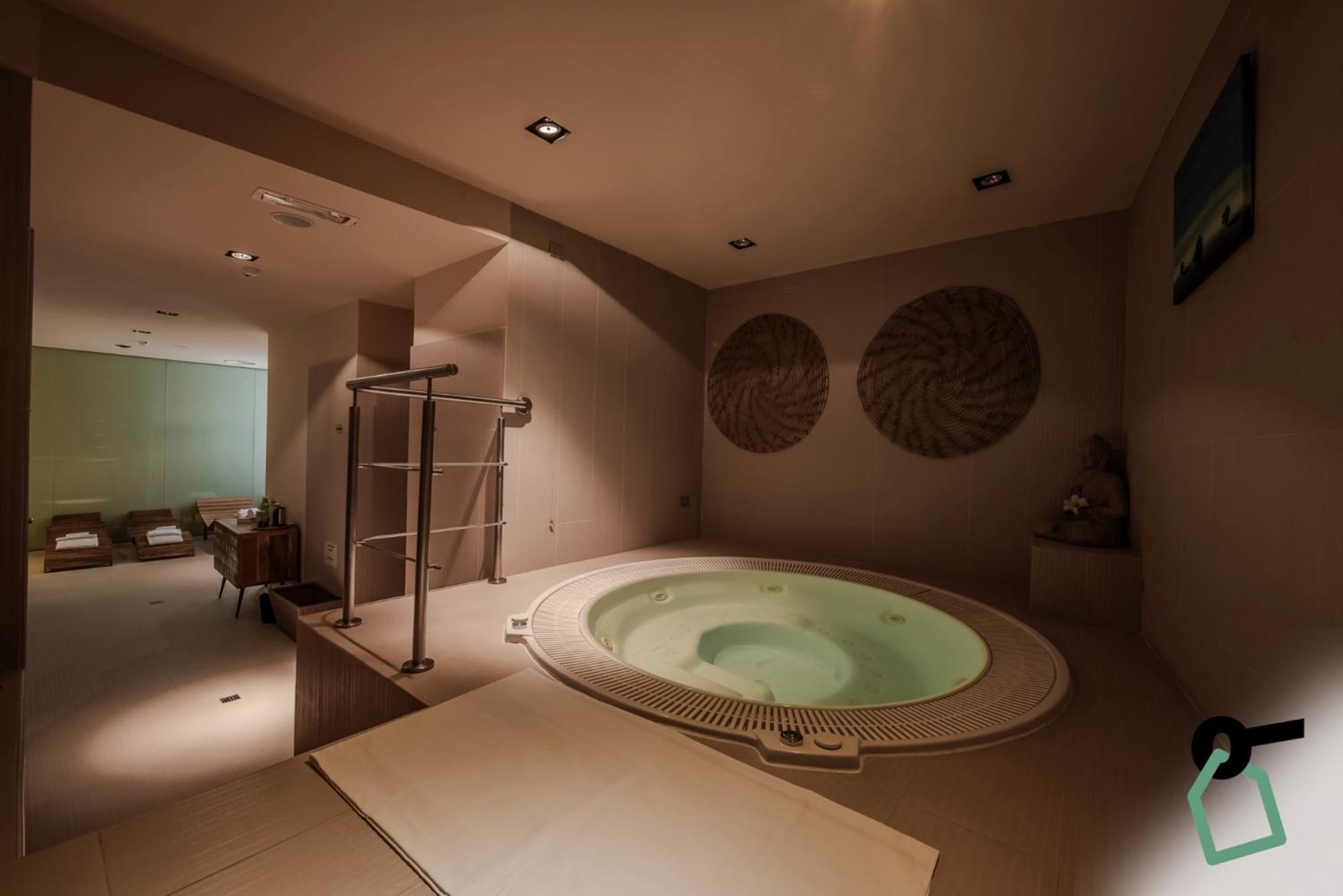 Hotiday Room Collection - Mediterranee Alassio Esterno foto